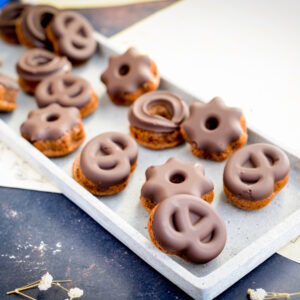 Mini-Lebkuchen mit Schokolade, einfaches Rezept ohne Ei