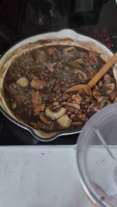 Vegane Bratensauce Vegane Sosse Schritt 24 Vegane Bratensosse Im Topf