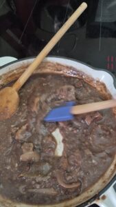Vegane Bratensauce Vegane Sosse Schritt 27 Bratensauce Im Topf Rühren